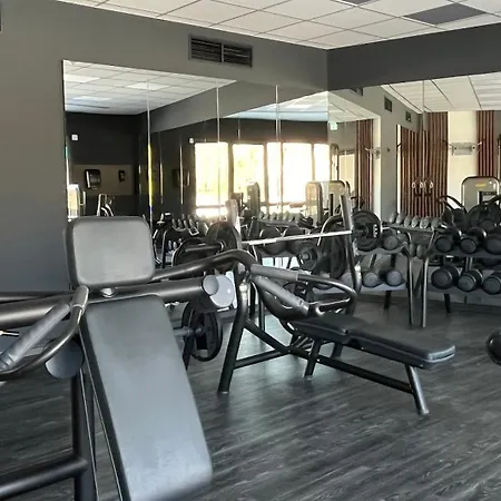 Hotel Plaza Premium Parkhotel 4*