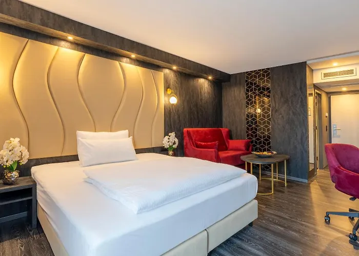 Plaza Premium Parkhotel