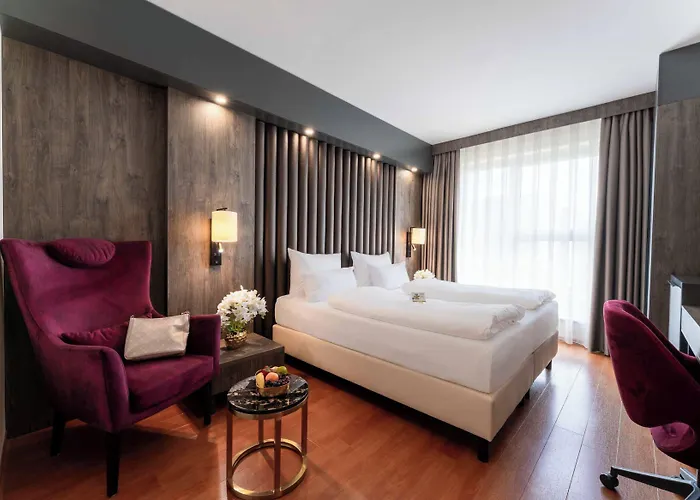 Plaza Premium Parkhotel