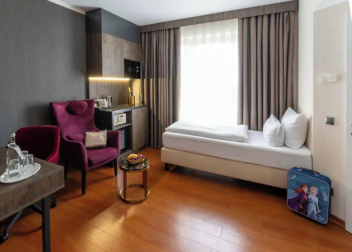 Plaza Premium Parkhotel