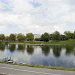 Plaza Premium Parkhotel Hotel