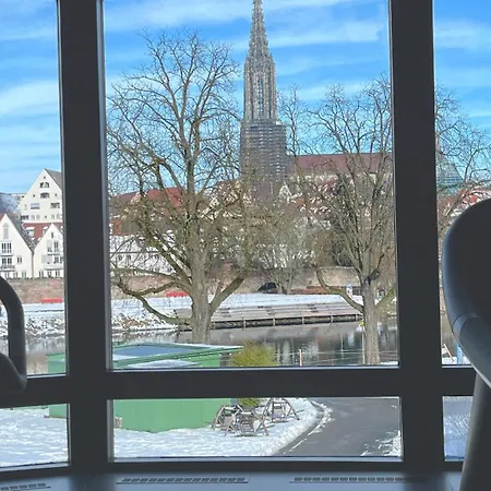 Plaza Premium Parkhotel فندق 4*