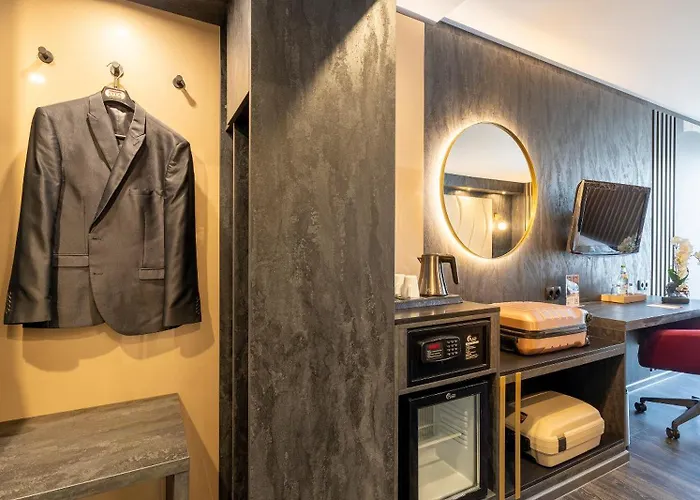 Plaza Premium Parkhotel Hotel 4*