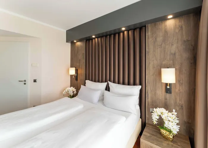 فندق Plaza Premium Parkhotel