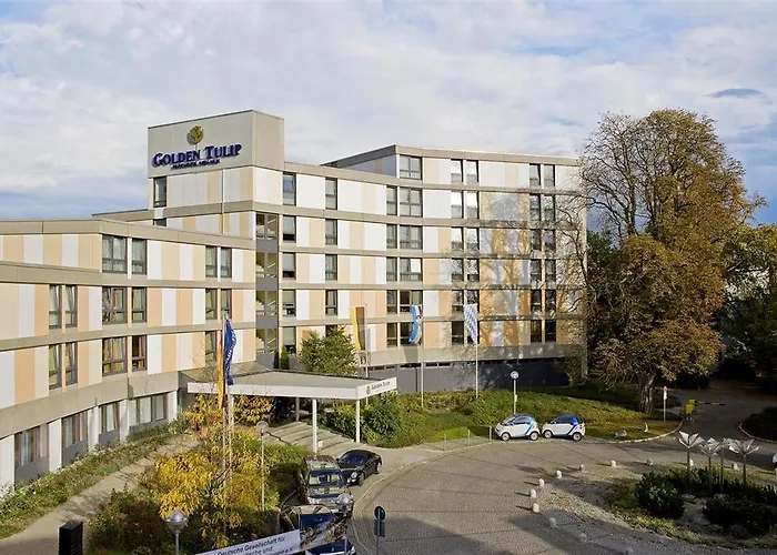 Plaza Premium Parkhotel فندق 4*