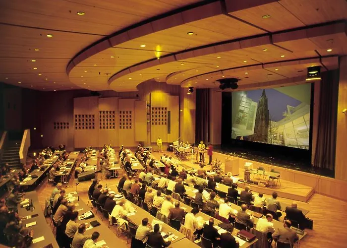 Plaza Premium Parkhotel